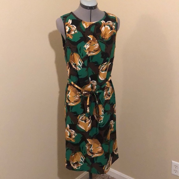 Talbots Dresses & Skirts - Like new Talbots floral dress